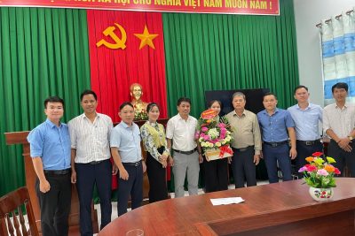Lãnh đạo Huyện Uỷ- HĐND- UBND Huyện Minh Long đến thăm hỏi và chúc mừng tập thể Sư phạm nhà trường nhân kỷ niệm 42 năm Ngày nhà giáo Việt Nam (20/11/1982-20/11/2024)