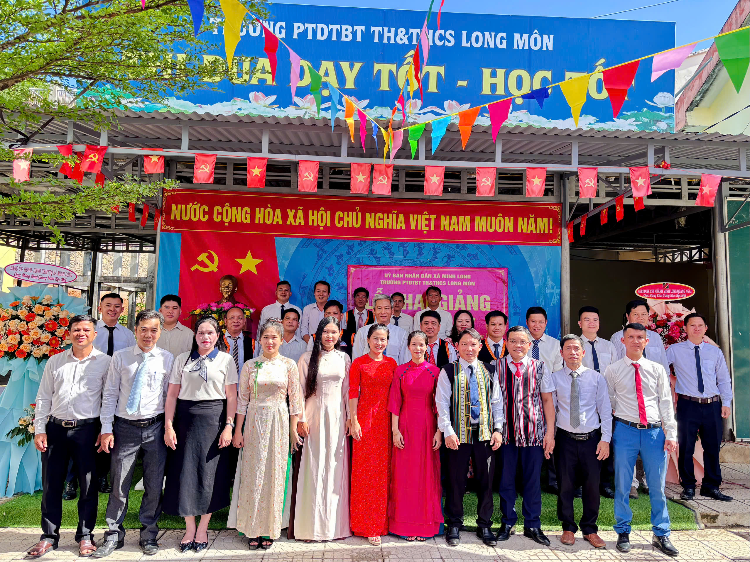 Trường PTDTBT TH&THCS Long Môn khai giảng năm học 2026 – 2027!
